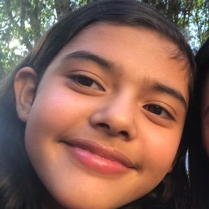 Meet your Posher, Avani